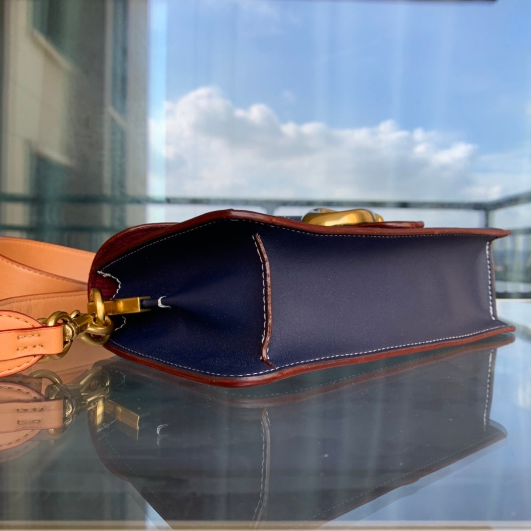 Bolsa Coach Tabby Shoulder Bag 26 in Signature Chambray
