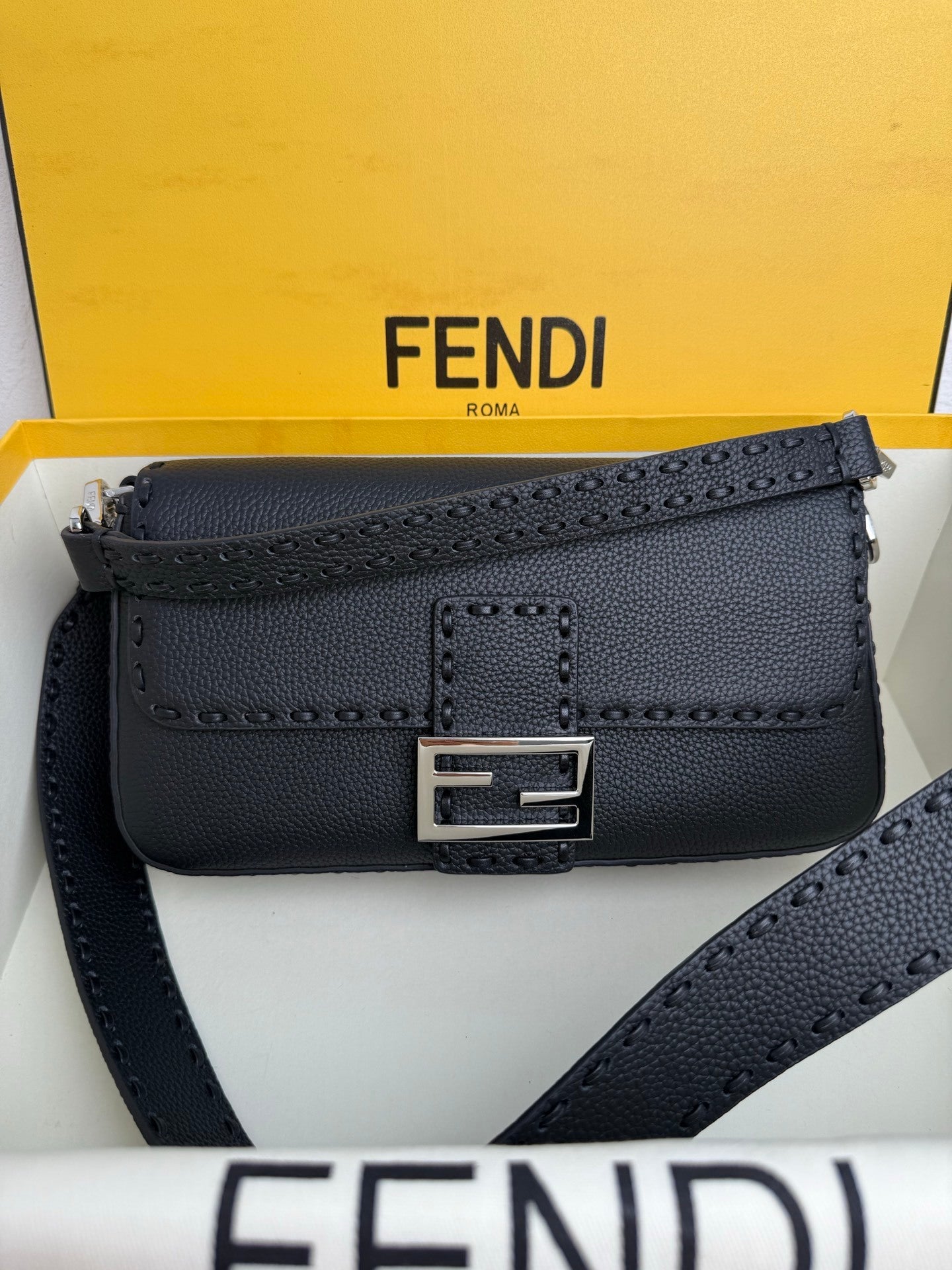 Fendi Baguette Selleria FF Black