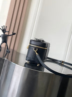 Celine Vanity black