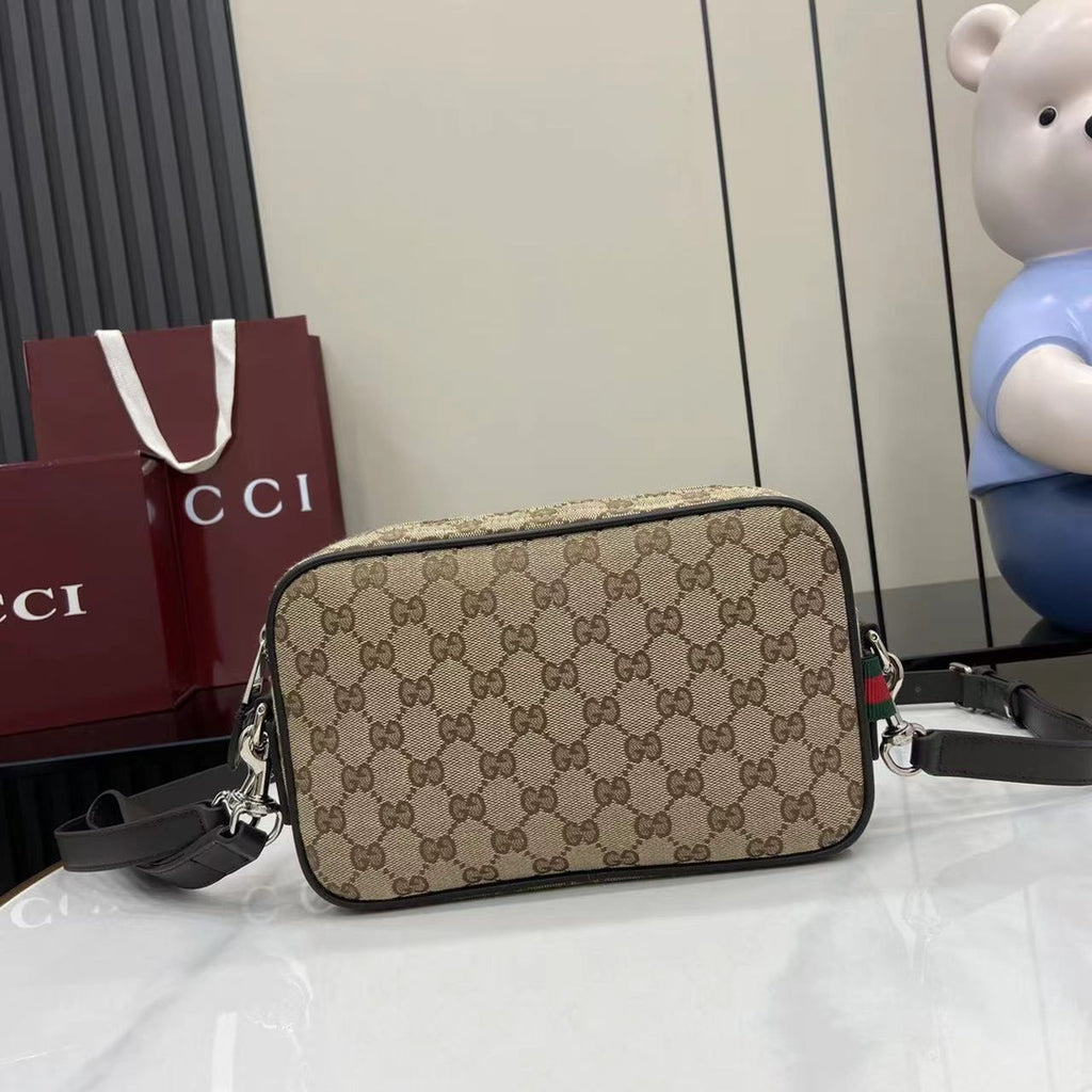 Gucci GG Supreme Small Camera Bag Beje