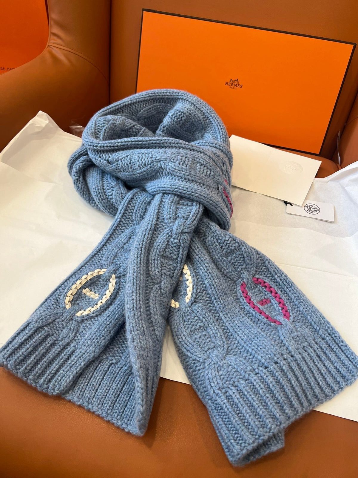 Cachecol Hermès Tri-Maillon Details Cuir Azul-Claro
