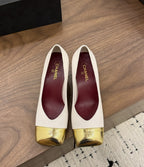 Chanel Cap-Toe Pump off-white e Dourado. Salto 6,5 cm.