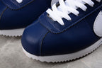 Nike Cortez Azul e branco .