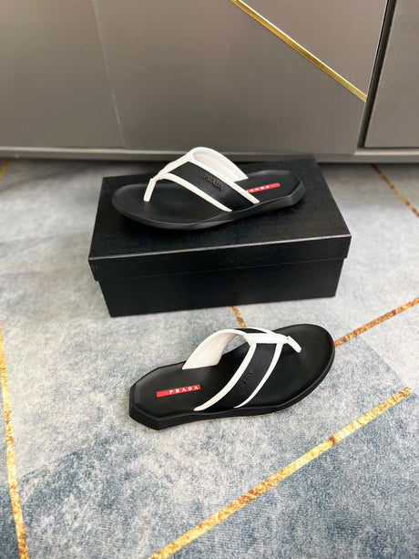 Prada Chinelo