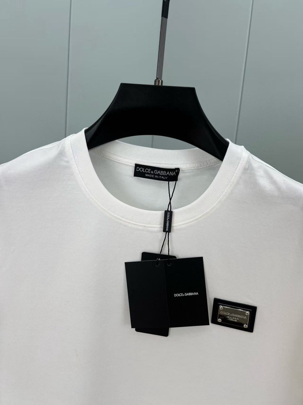 CAMISETA DOLCE & GABBANA SQUARE  LEATHER LOGO WHITE