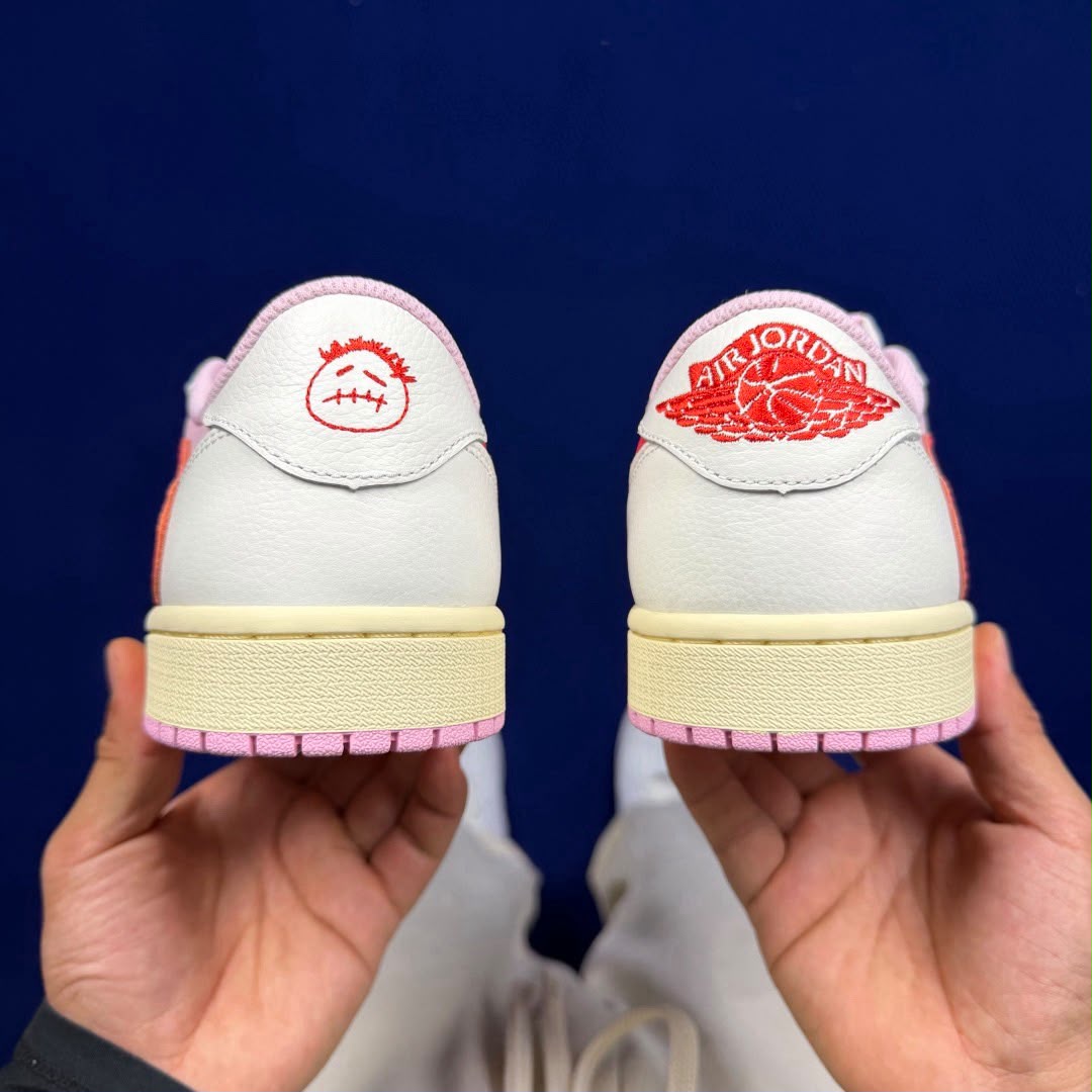 Air Jordan 1 Low x Travis Scott Tropical Pink