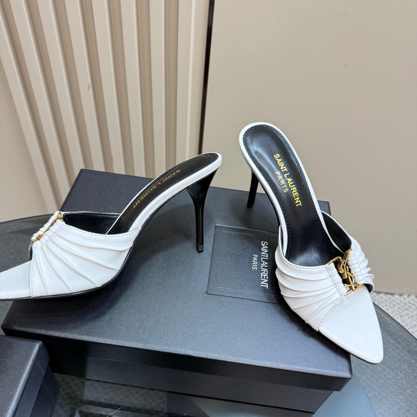 Saint Laurent Babylone Mules Bordeaux white