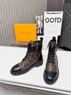 Louis Vuitton Wonderland Monogram Flat Ranger