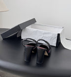 Chanel Slingback Block Heel  Black  Patent. Salto 9 cm.