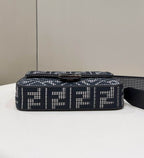 Bolsa Fendi FF Baguette Embroidered