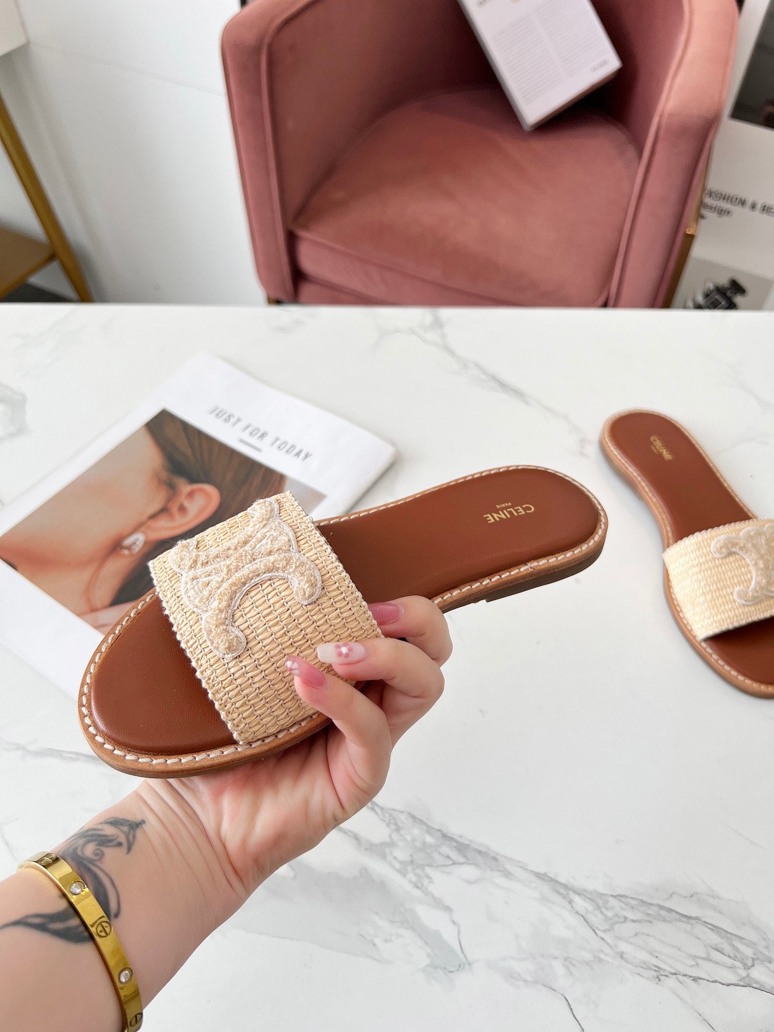 CELINE LYMPIA MULE in TRIOMPHE – Manfrim Store