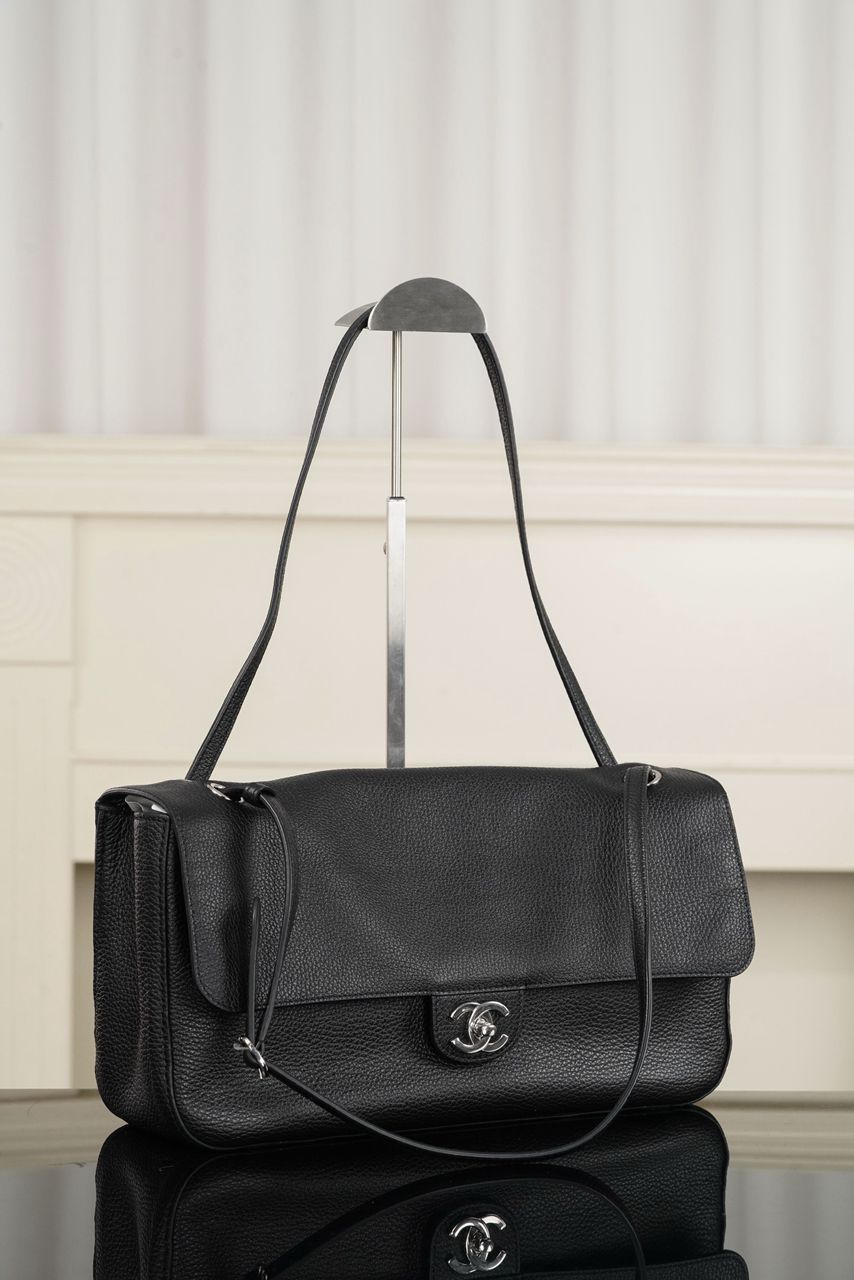 Chanel Maxi Souplissimo Flap Bag Black