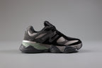 New Balance black infantil