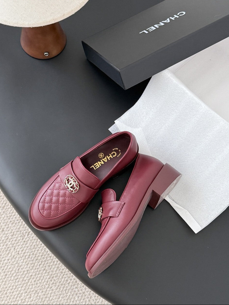 Mocassim Lambskin Ivory red.