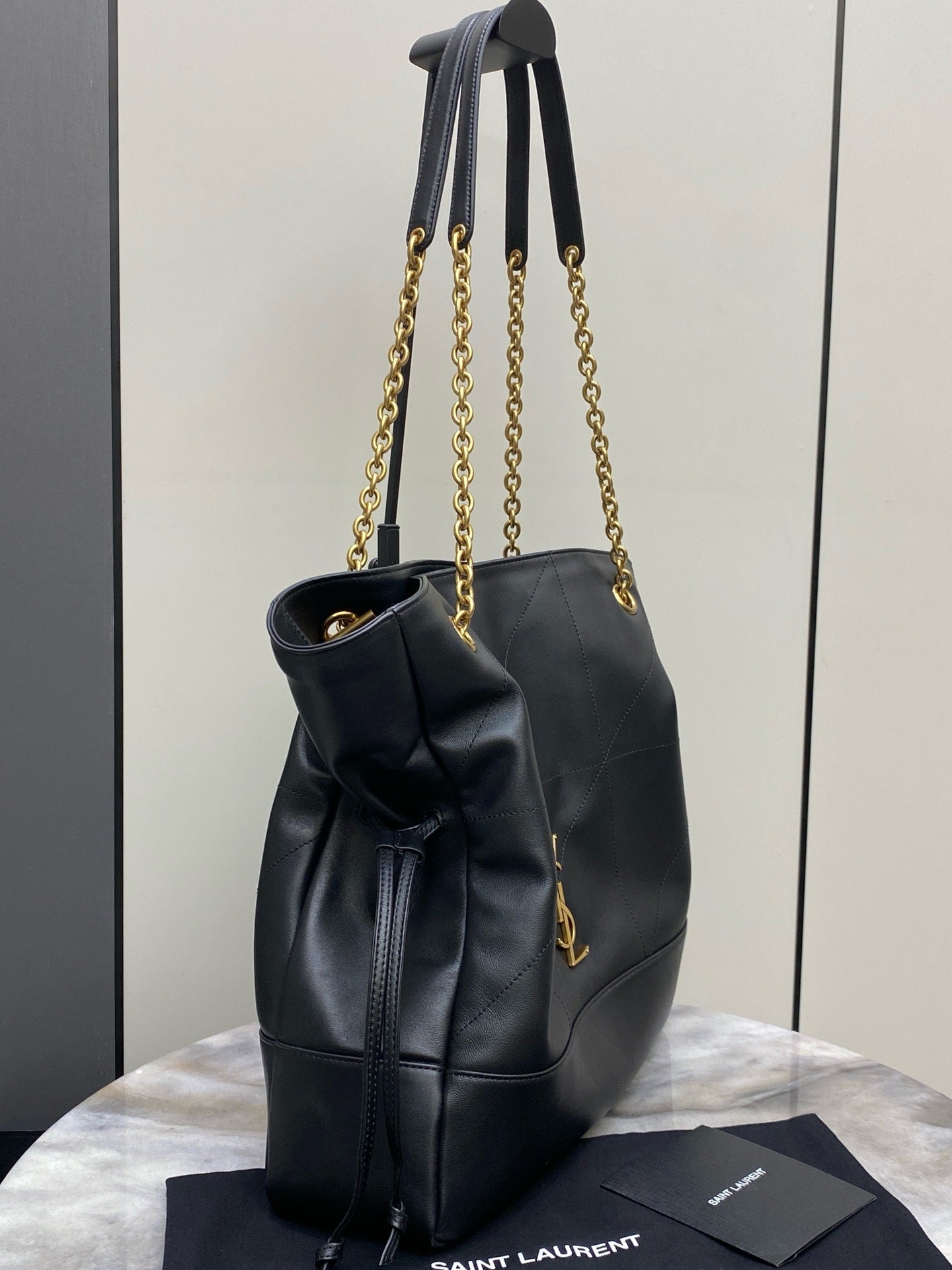 Saint Laurent Shopping Jamie 4.3 Quilted Bag Black Ferragens Douradas
