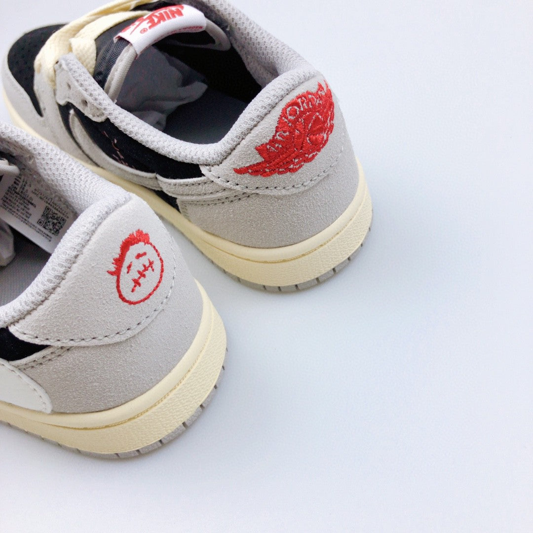 Jordan 1 Retro  x Travis Scott Beige Infantil