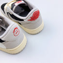 Jordan 1 Retro  x Travis Scott Beige Infantil