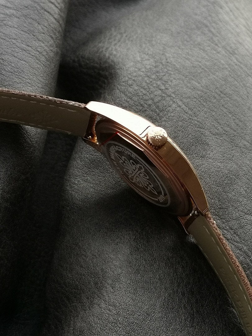 Patek Philippe Calatrava "Ebony" Silver-Grey Dial