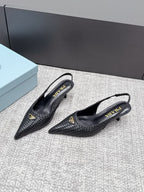 Prada Salto Slingback em Couro Trançado