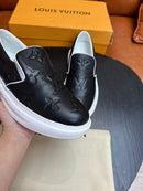 Lv Slip on Leather Black