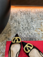 Valentino Garavani VLogo Signature Slingback Pump Black Ferragens Douradas