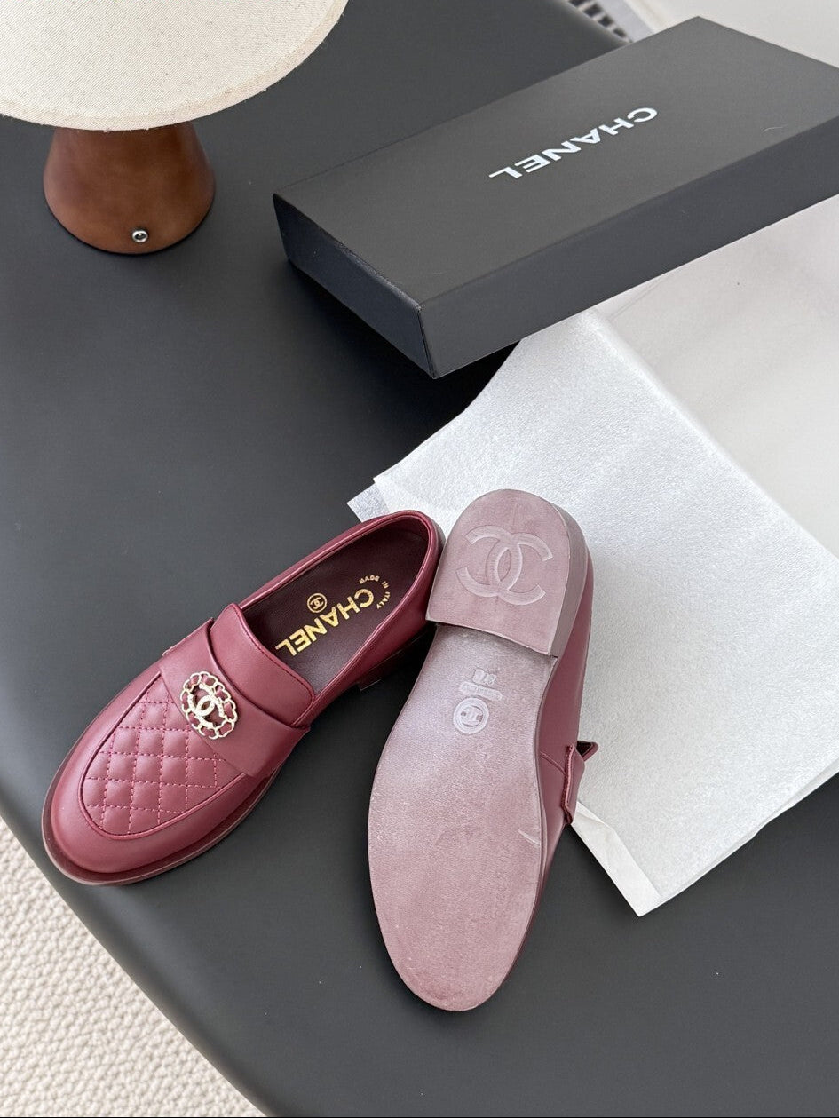 Mocassim Lambskin Ivory red.