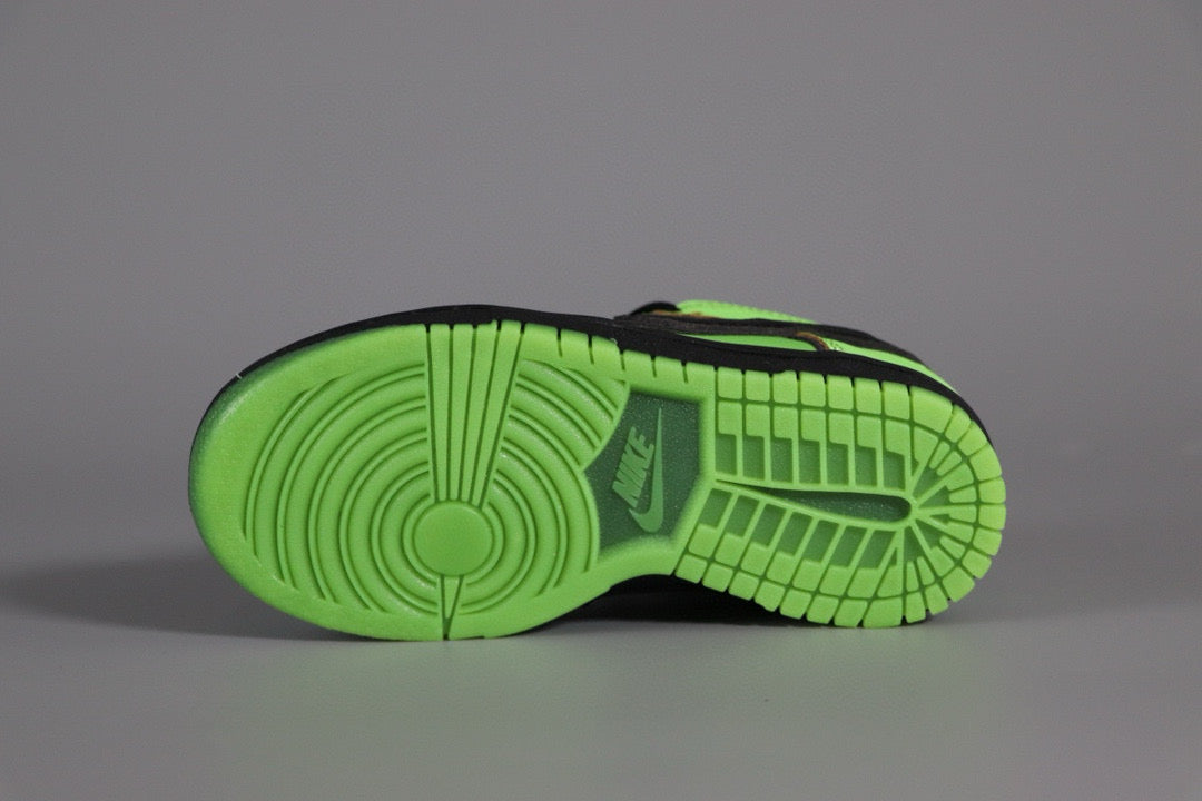Nike SB Dunk Low The Powerpuff Girls Buttercup  Infantil