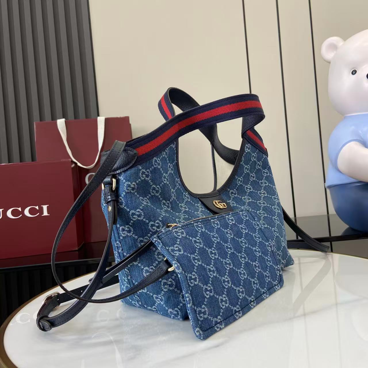 Gucci Giglio Large Tote Bag Blue Denim
