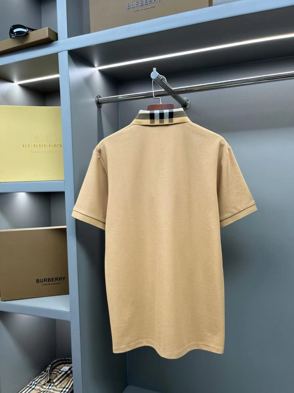 Camiseta BURB. ( pronta entrega )