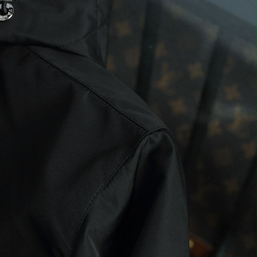 Light Technical Fabric Windbreaker