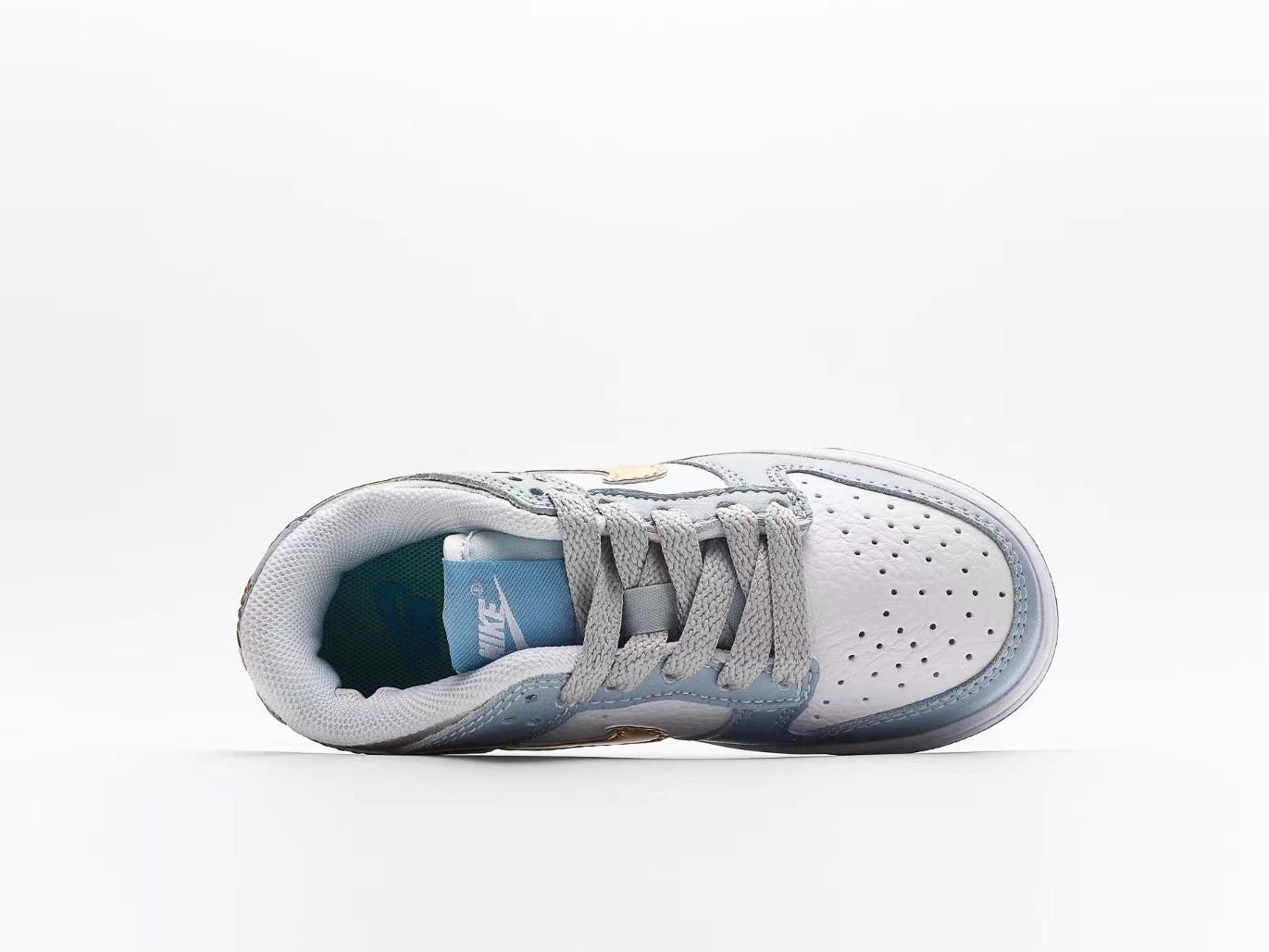 Nike SB Dunk Low Sean Cliver Holiday Special Infantil