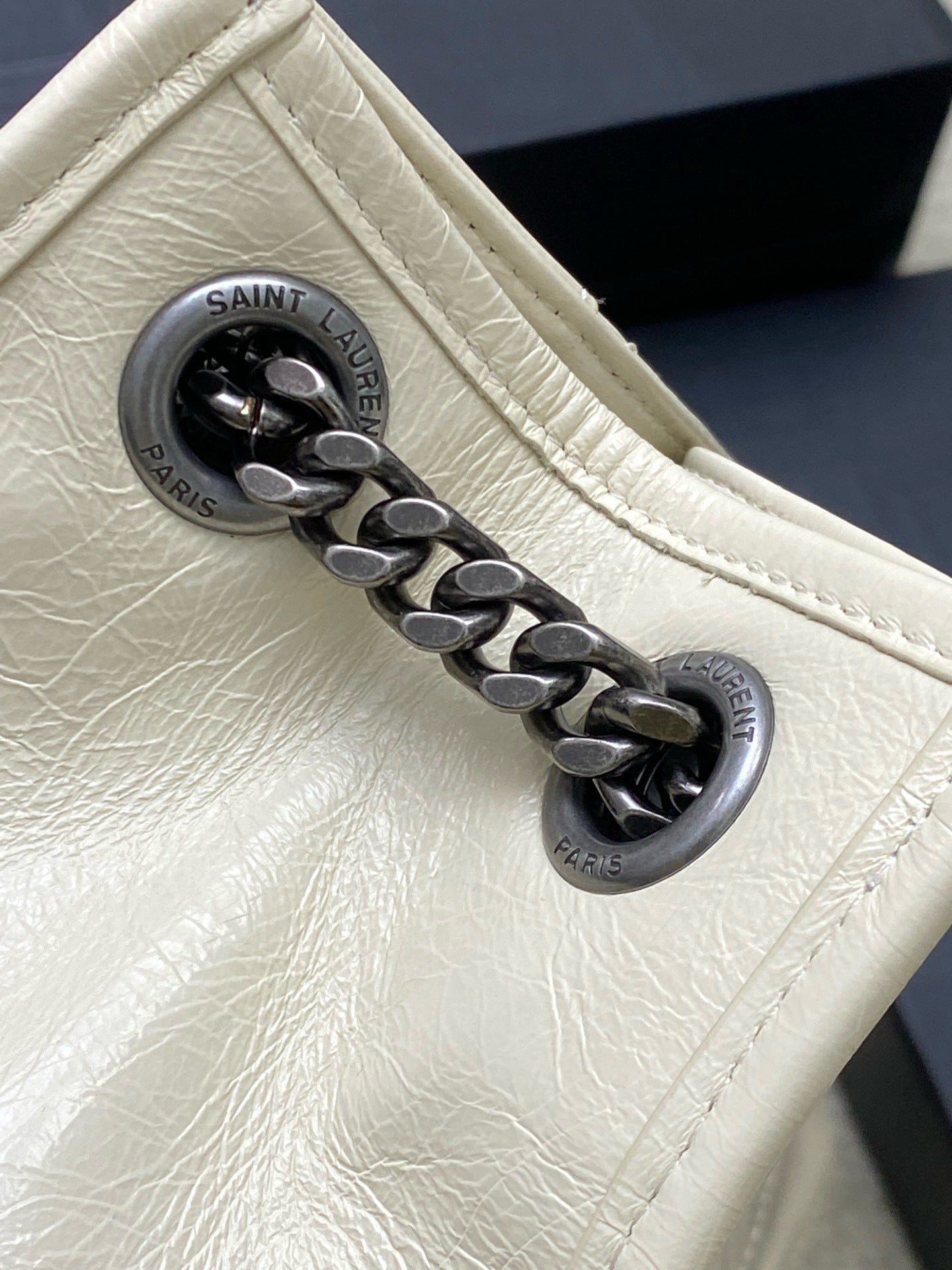 Saint Laurent Niki Shopping Bag Creme