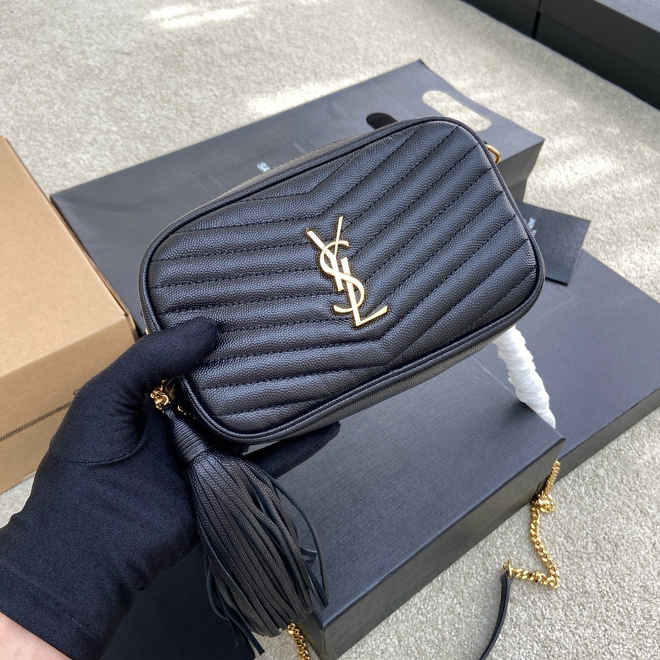Saint Laurent Lou Camera Bag Black Ferragens Douradas