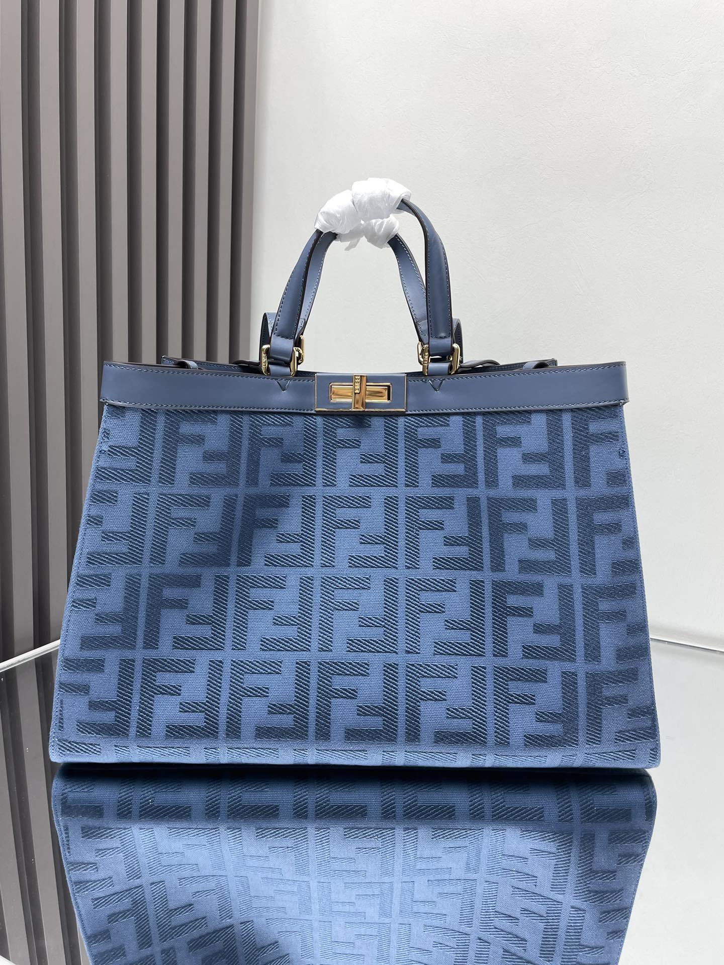 Fendi Peekaboo X-Tote Canvas Bag Azul-Marinho