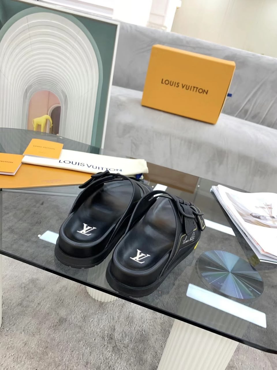 Sandália Louis Vuitton Trainer Mule Black / Yellow