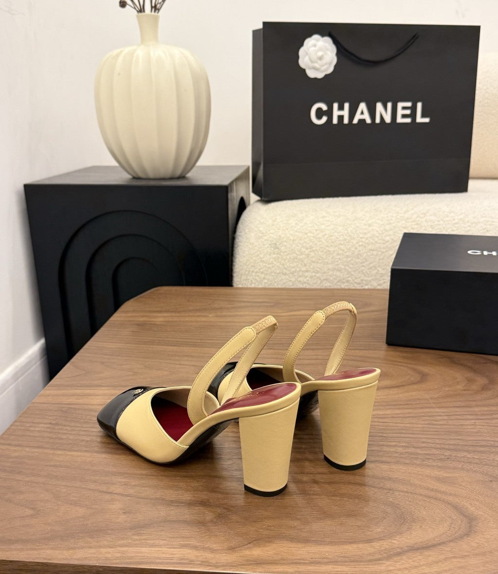 Chanel Slingback Block  Heel Nude & Black  Patent. Salto 9 cm.