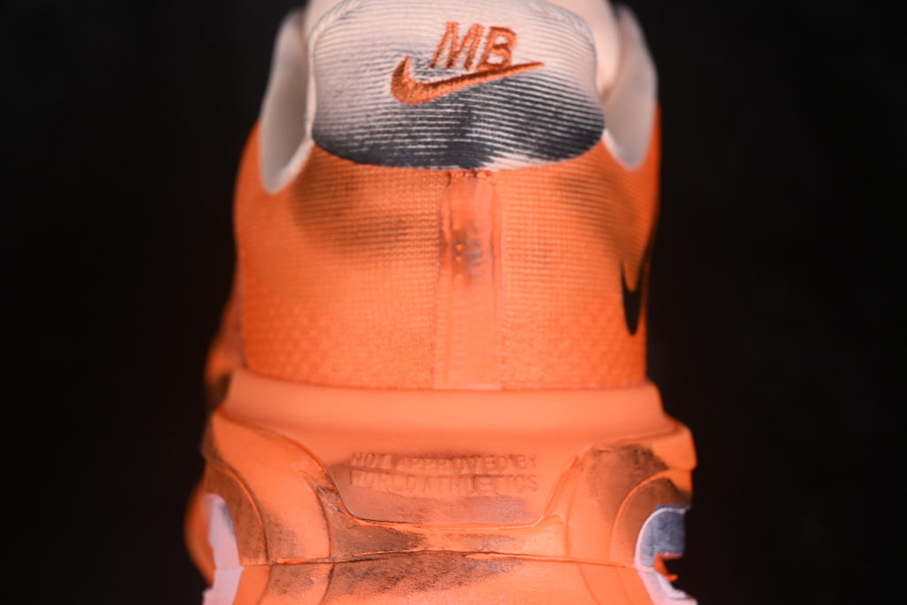Nike Vomero Premium x Melitta Baumeister Total Orange Chalk .