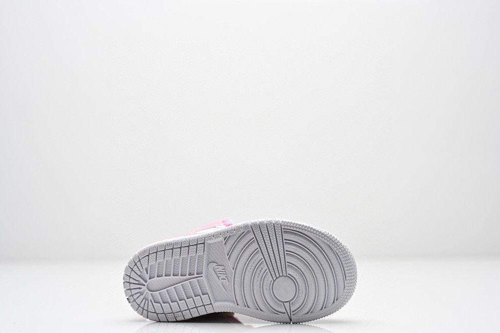Air Jordan 1 Mid white and pink infantil