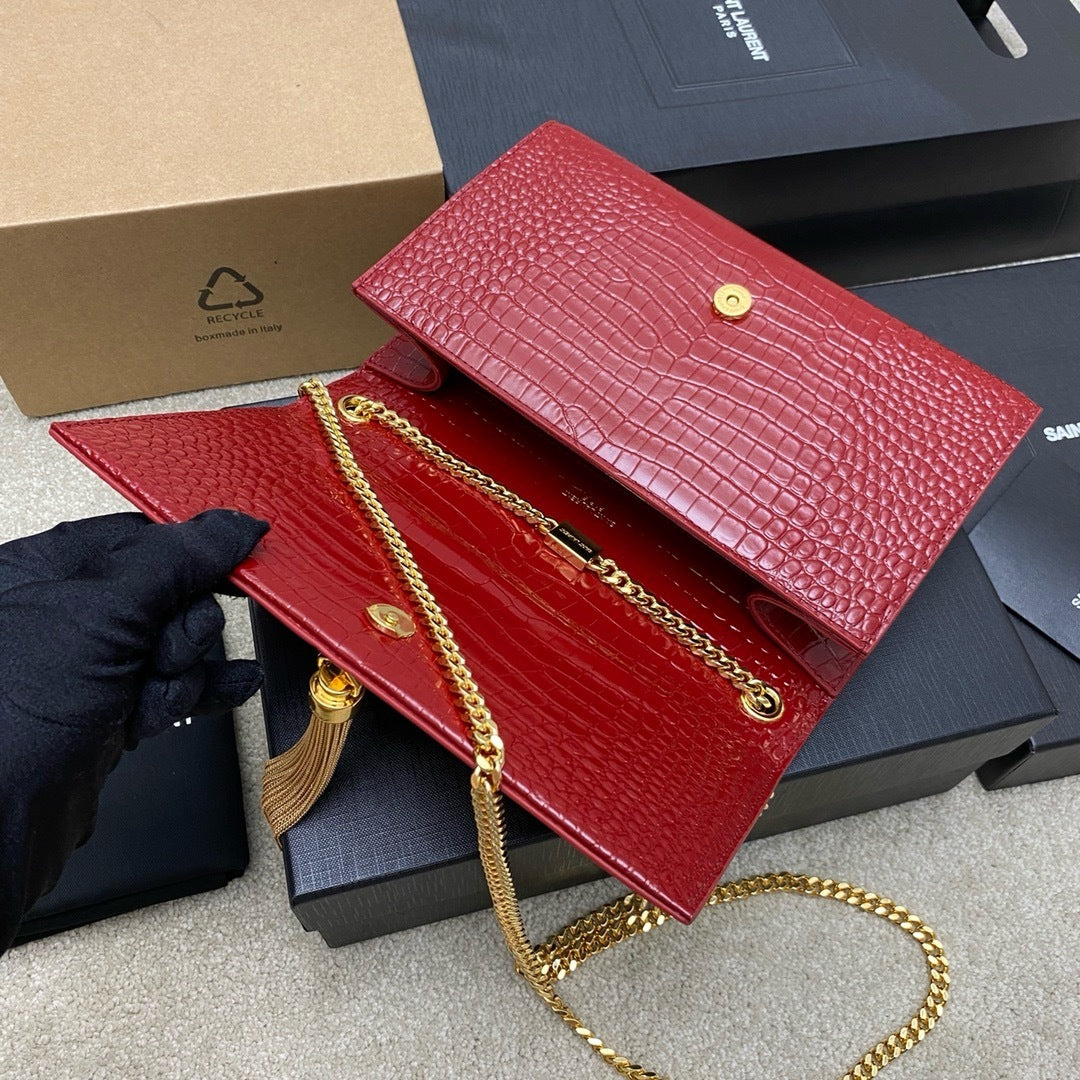 Saint Laurent Shoulder Bag Red Croc Ferragens Douradas