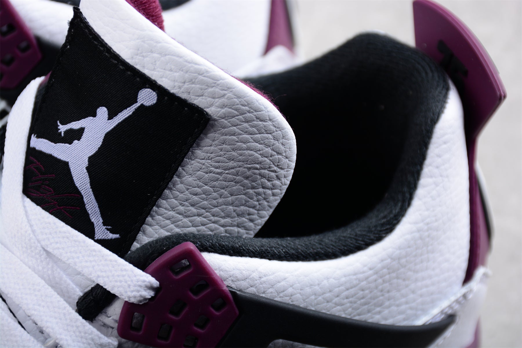 Air Jordan 4 Retro PSG