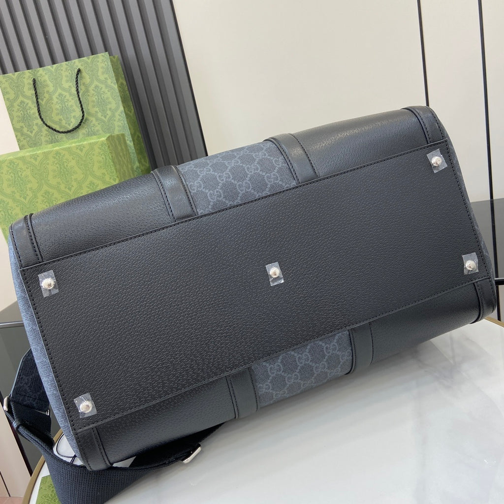 Gucci GG Medium Duffle Bag