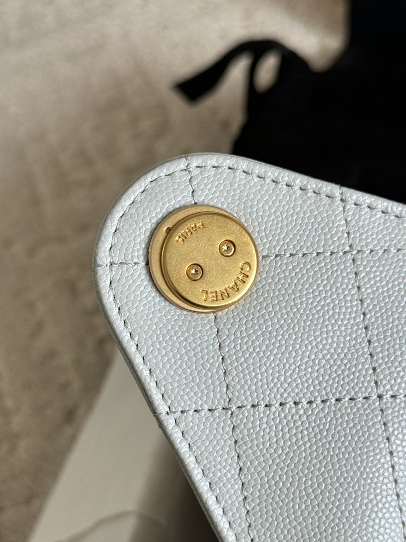 Bolsa Hobo  Chanel 25