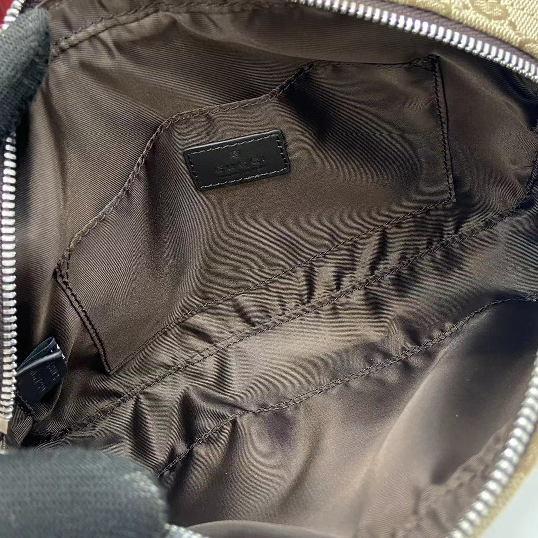 Gucci GG Supreme Small Camera Bag Beje