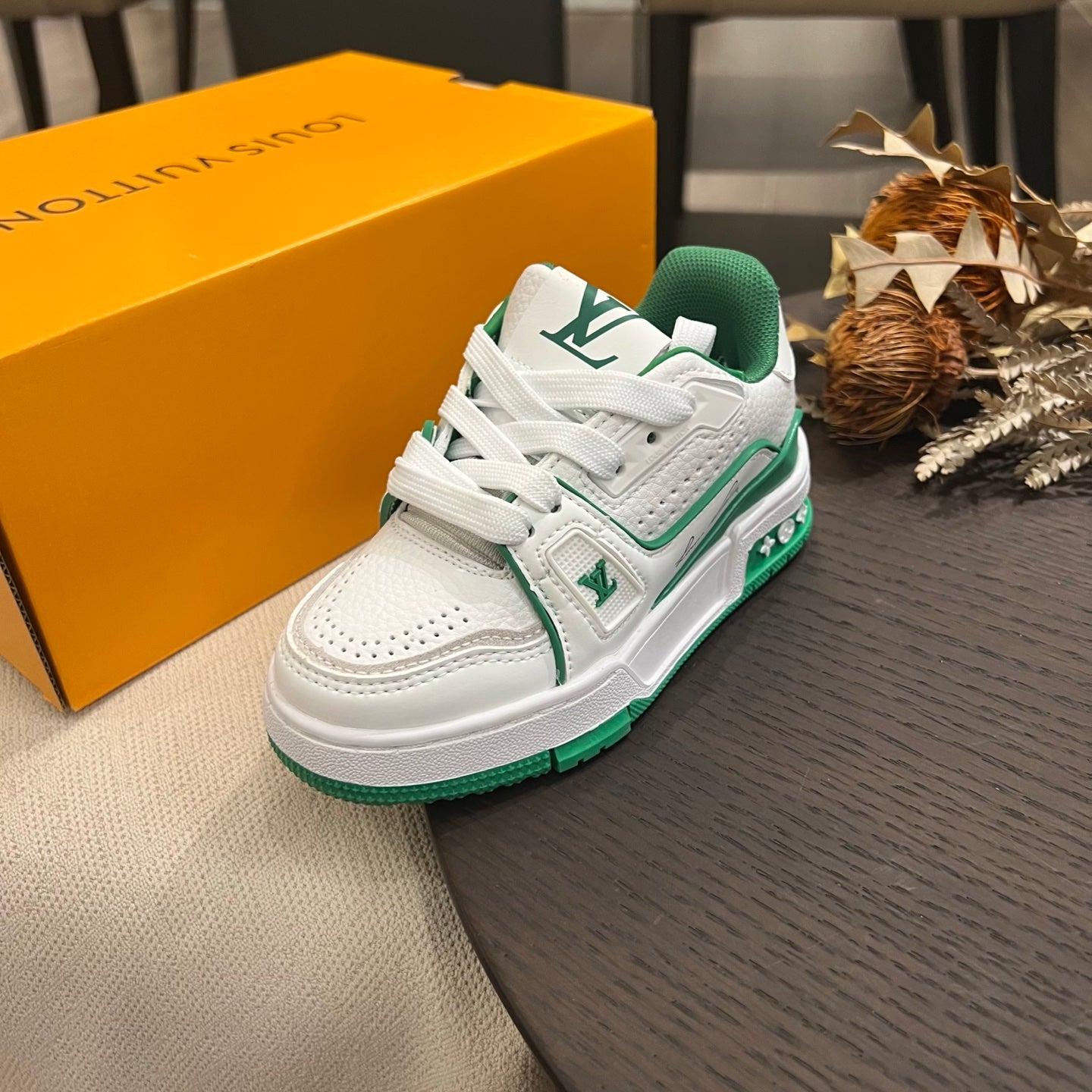 Trainer 54 LV  Green and White Infantil