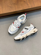 Tênis Moncler Leave No Trace Off White
