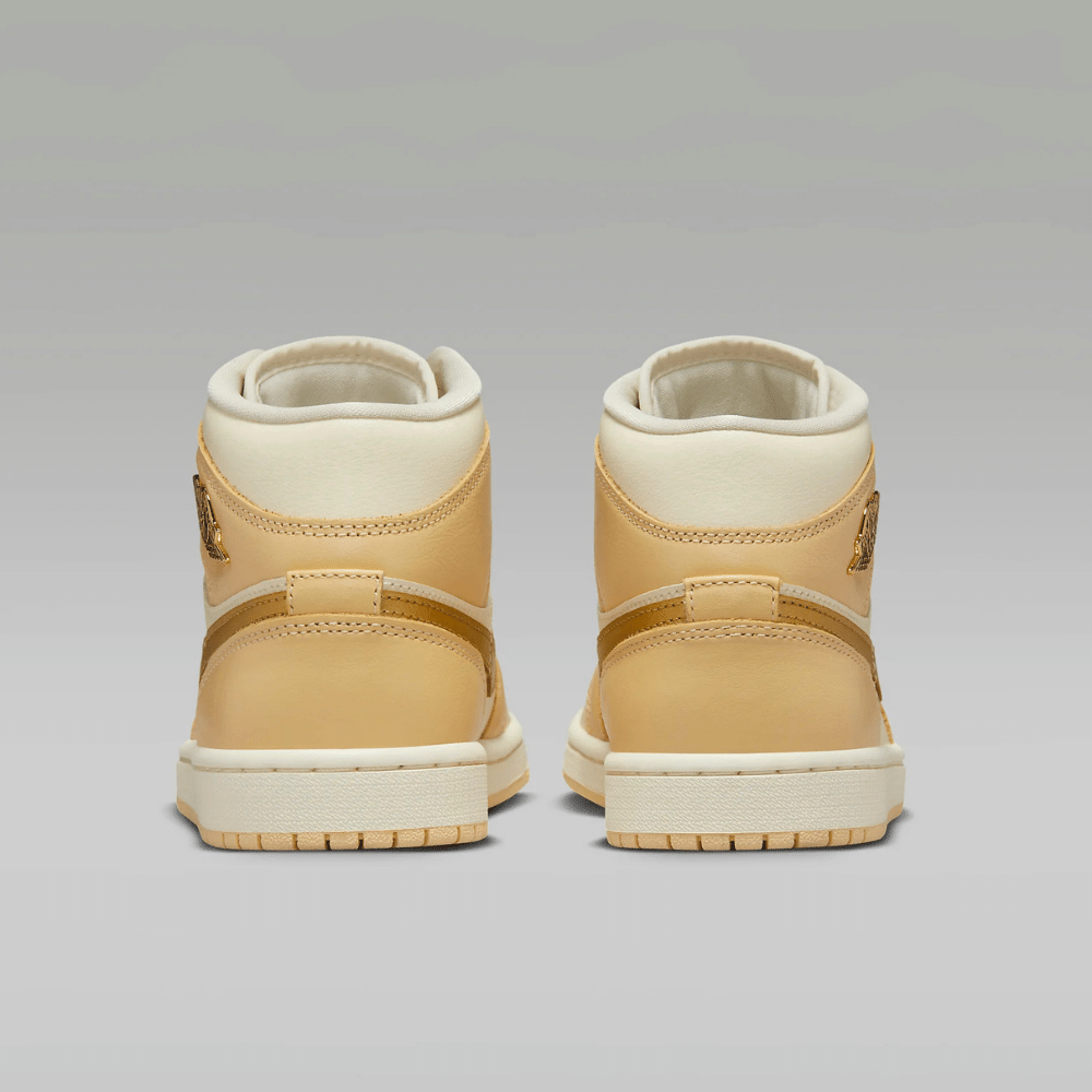 Air Jordan 1 Mid SE Pale Vanilla Coconut Milk