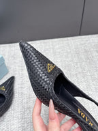 Prada Salto Slingback em Couro Trançado