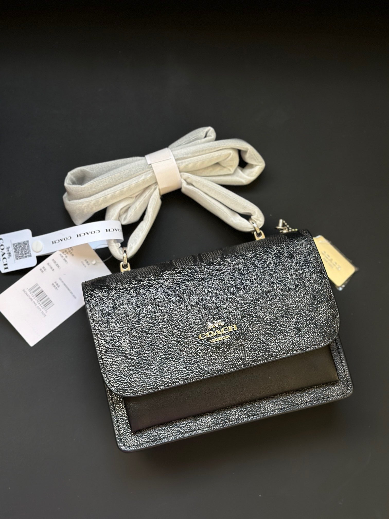 Coach Mini Klare Crossbody Bag Black Ferragens Douradas