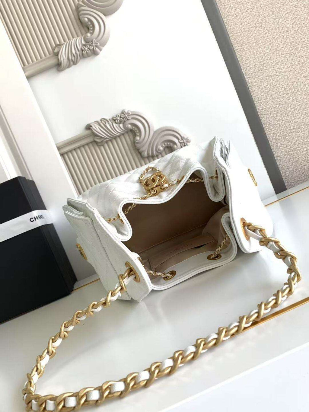 Bolsa Hobo  Chanel 25 White Small