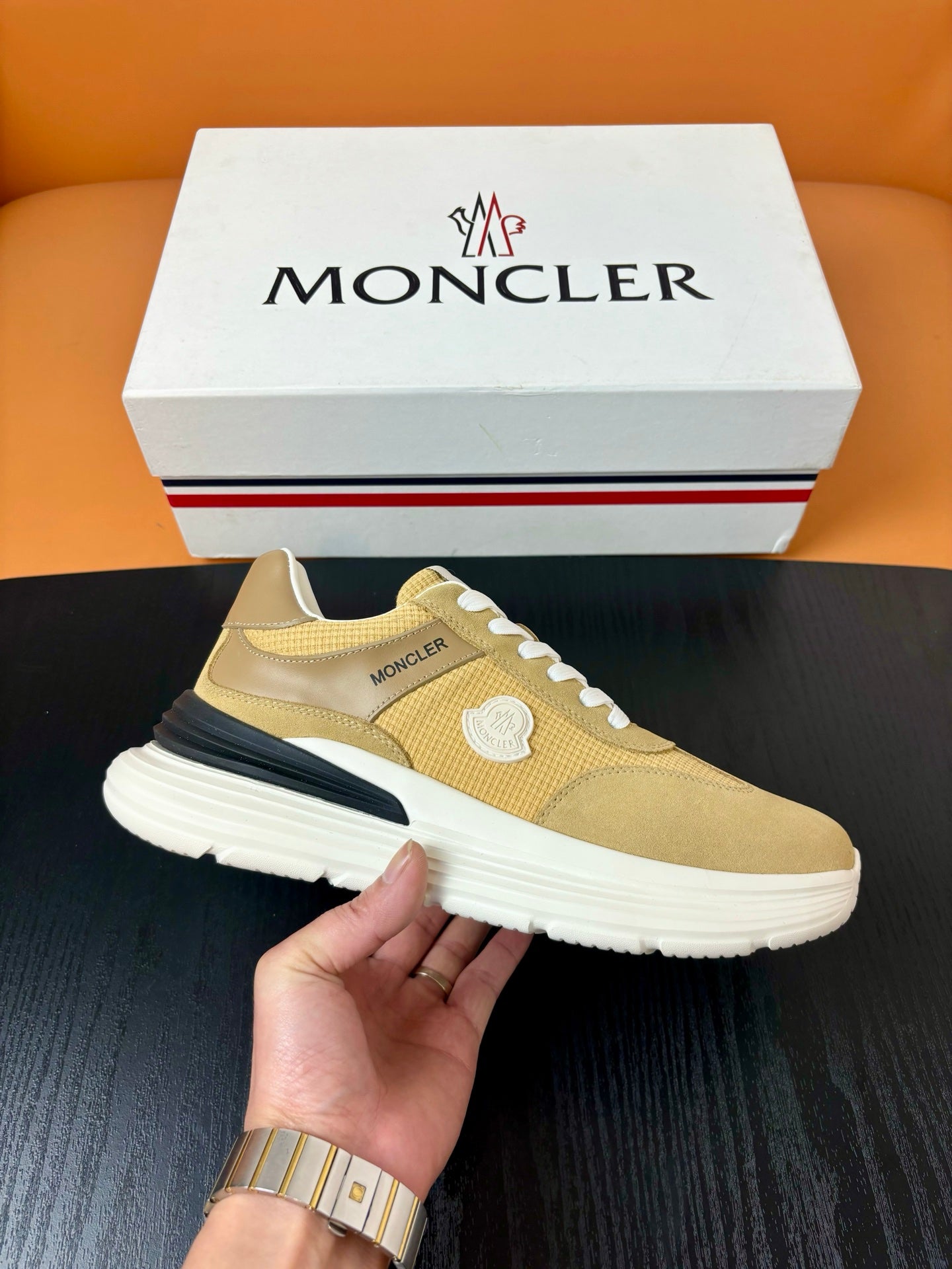 Moncler Pacey 2 Areia / Off-White